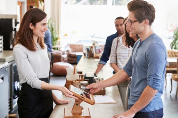 Conoce el ciclo de compras del cliente y vende más