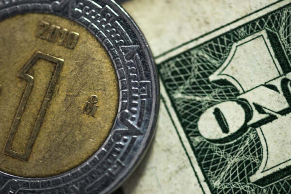 Renuncia de Carlos Urzúa golpea la economía mexicana