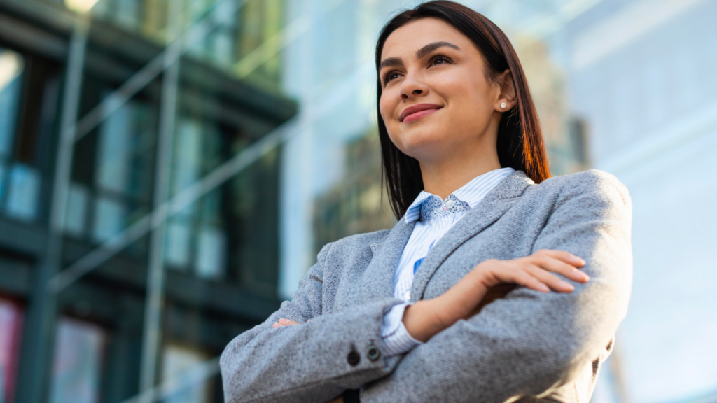 Mujeres dueñas de pymes pagan 126% más a sus empleados que los hombres